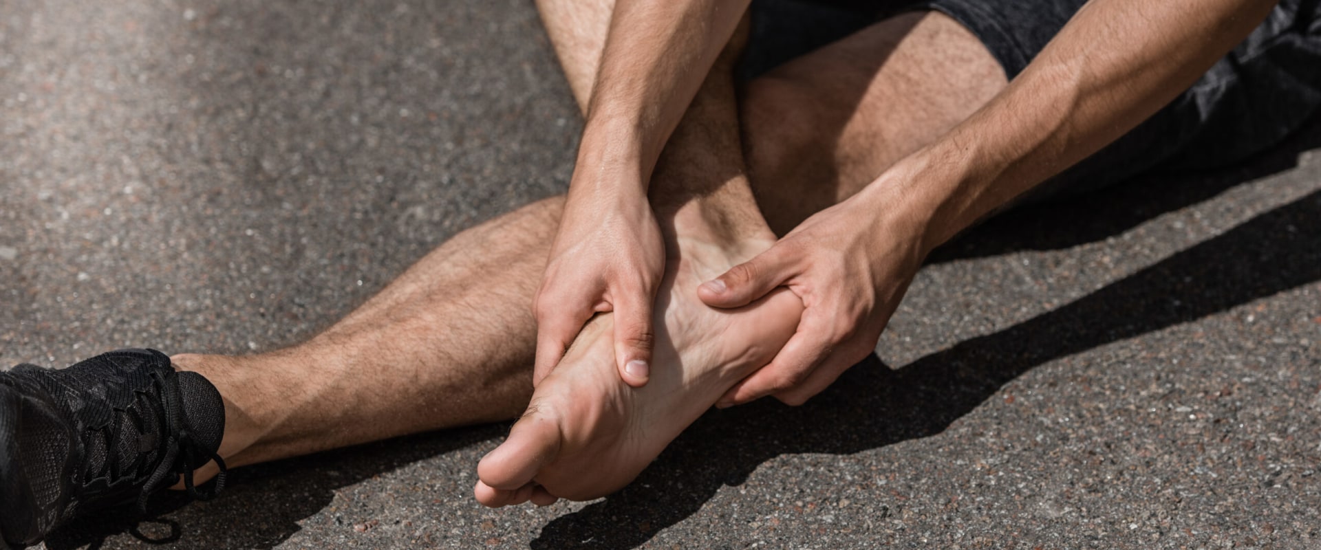 Expert Advice: When to Go to the ER for a Hurt Foot