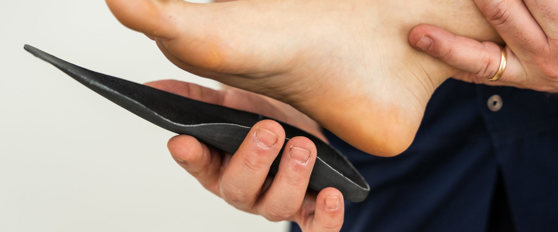 How Do Custom Orthotics Help Flat Feet? Quick Fixes In Emergency Podiatry