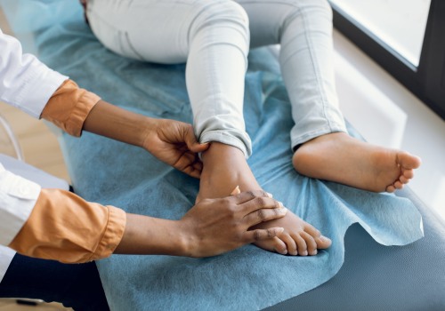 How Emergency Podiatry Near Me Can Help With Unexpected Foot Injuries